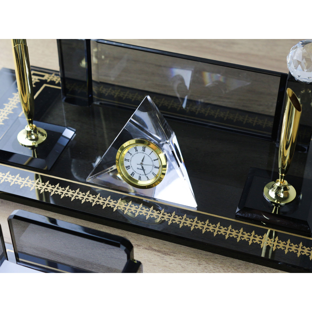 W520 Kristal Masa Sümeni - Seri Promosyon görsel 4
