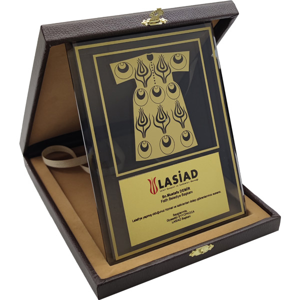EKT-600 Kutulu Kristal Plaket - Seri Promosyon